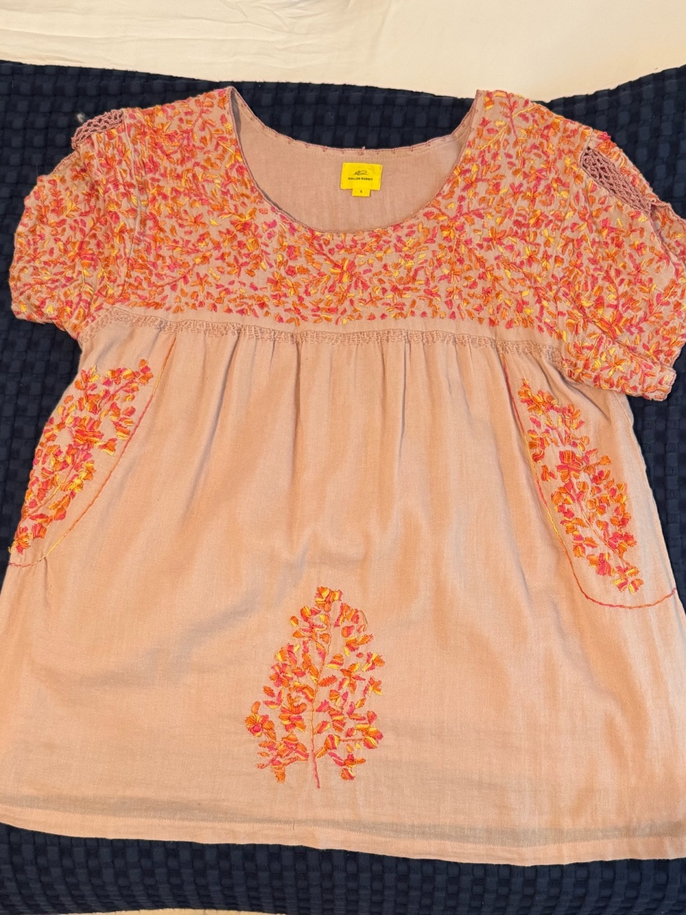 Roller Rabbit Peach Embroidered Puff-Sleeve Tunic with Coral Accents